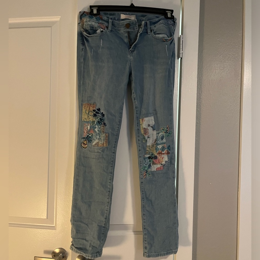 Sundance Floral Patch Denim / Jeans